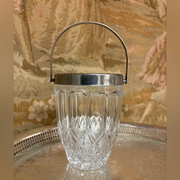 Mini Handled Ice Bucket - Picture 3 of 10